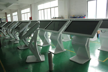 4096×4096 Resolution Bill Pay Kiosk With 32 Inch Touch Screen Reducing Lining Time