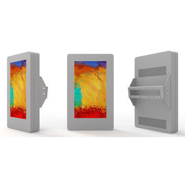 Wall Mounted Outdoor Advertising LCD Display Kiosk 65 Inch Touch Screen 2000cd/m2