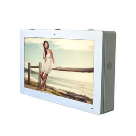 Wall Mounted Outdoor Advertising LCD Display Kiosk 65 Inch Touch Screen 2000cd/m2