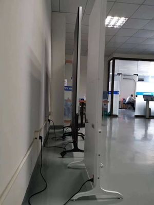 1920x1080 110W 450cd/m2 Floor Standing Digital Signage For Hotel