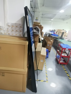 43 Inch Android 8.1 Indoor Digital Signage 110W With FHD Camera